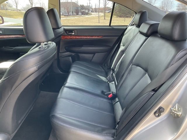 Used 2011 Subaru Legacy 2.5i Limited w/ Appearance Package 1E image 18