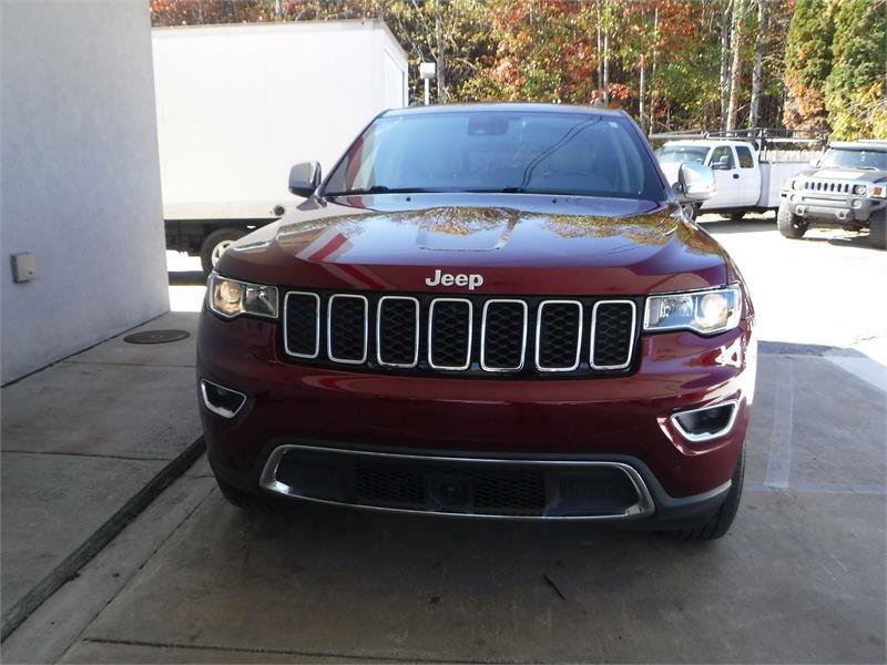 Used 2020 Jeep Grand Cherokee Limited w/ Trailer Tow Group IV image 17
