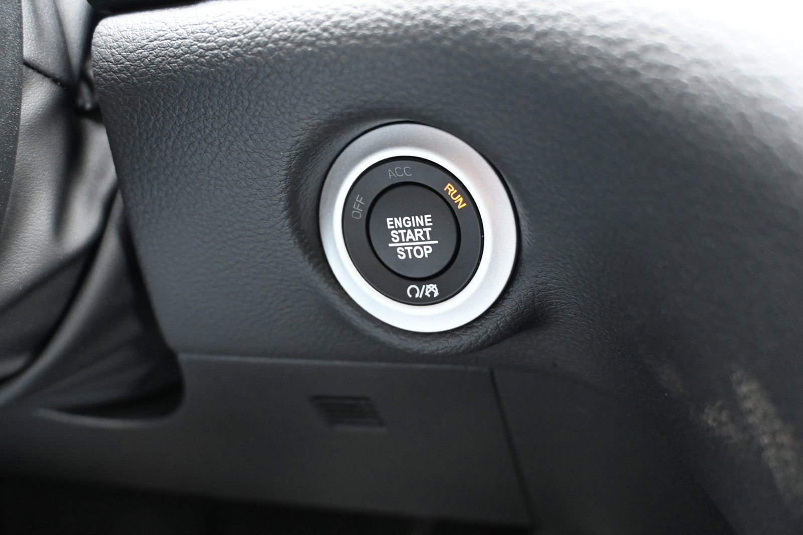 New 2026 Chrysler Pacifica Select image 15