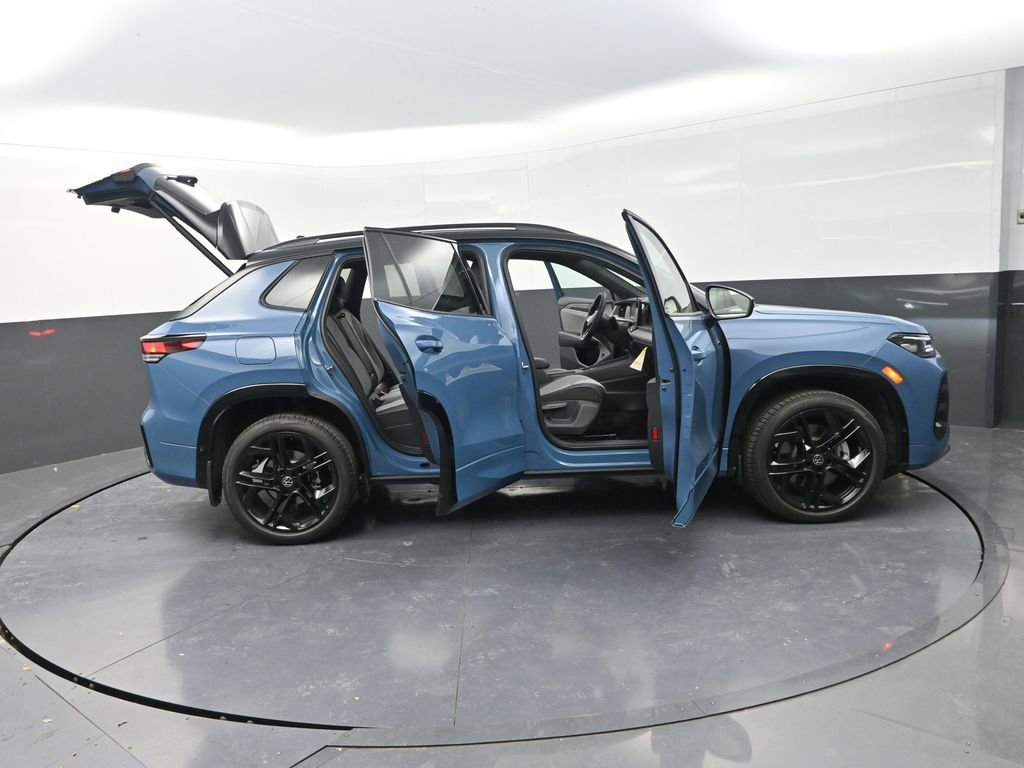 New 2026 Volkswagen Tiguan SE R-Line image 35