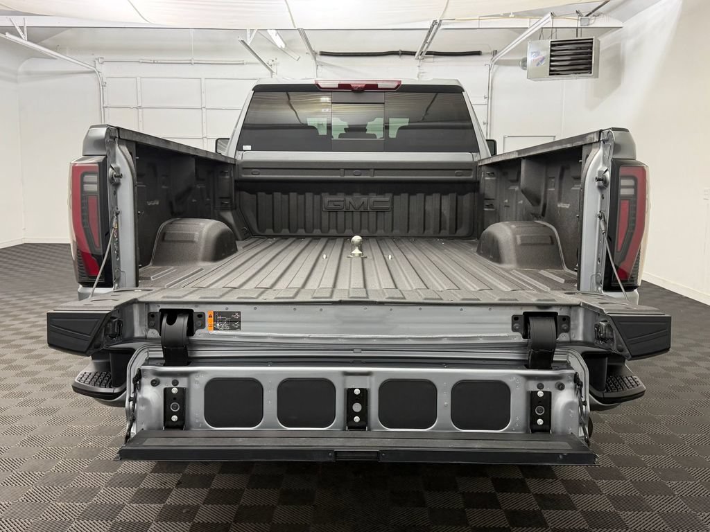 Used 2026 GMC Sierra 3500 AT4 w/ AT4 Premium Plus Package AWD/4WD image 22