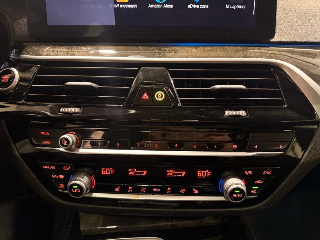 Used 2021 BMW 530e w/ M Sport Package RWD image 26