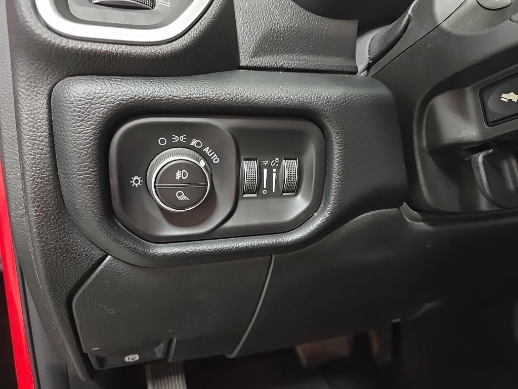 Used 2019 RAM 2500 Big Horn AWD/4WD image 12