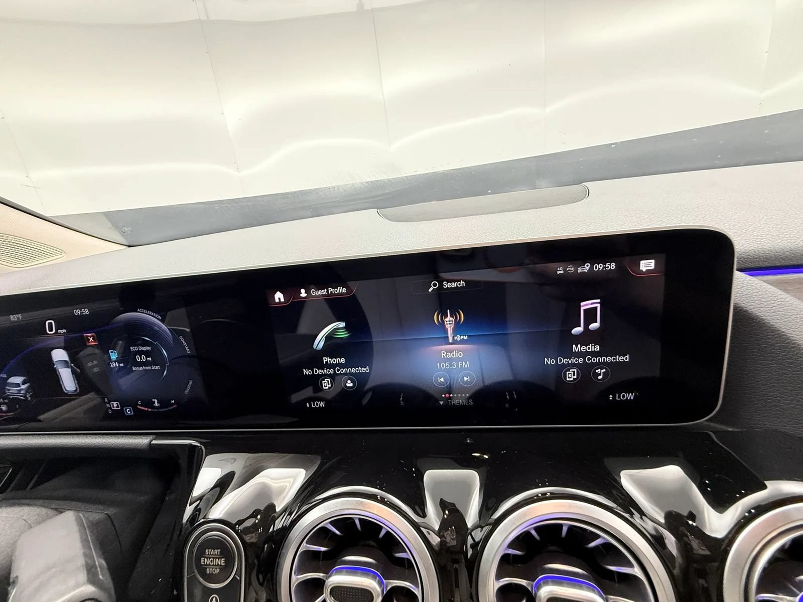 Used 2021 Mercedes-Benz GLA 250 4MATIC w/ Premium Package image 24