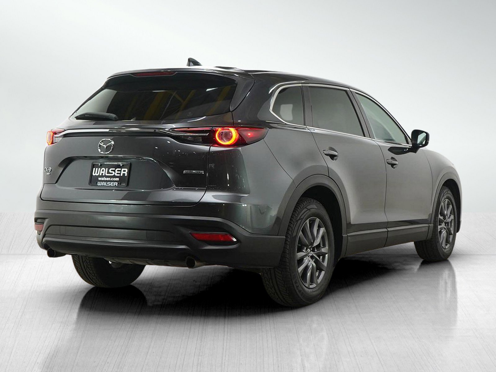 Used 2023 MAZDA CX-9 Touring image 5