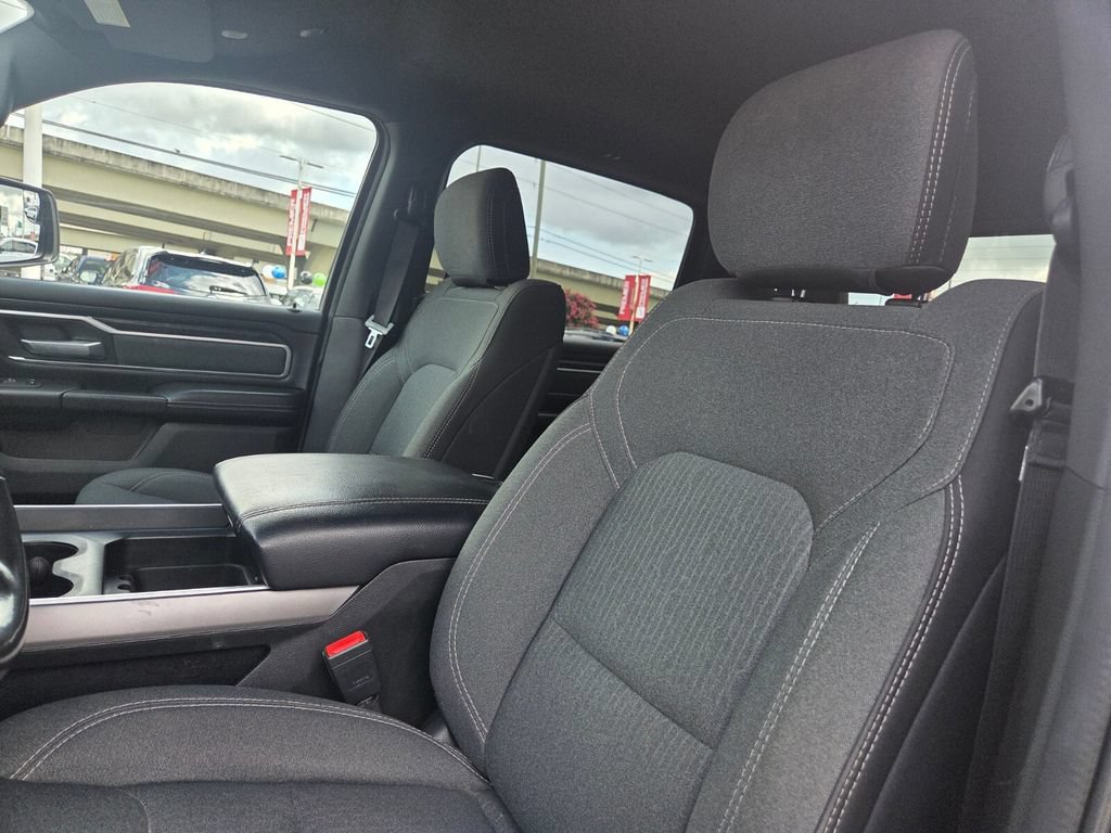 Used 2021 RAM 1500 Big Horn RWD image 11