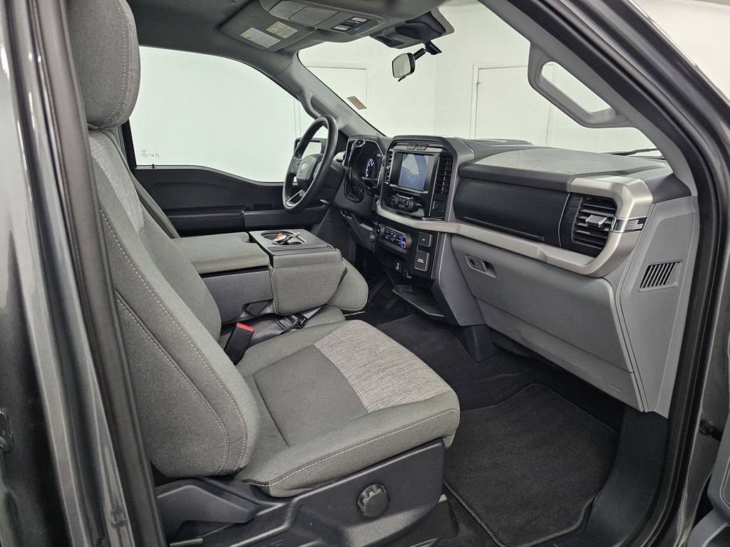 Used 2023 Ford F150 XLT AWD/4WD image 22