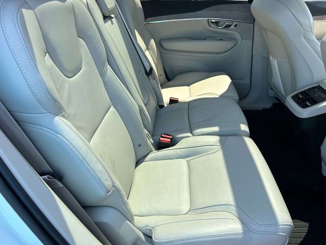 Used 2022 Volvo XC90 T6 Inscription w/ Lounge Package AWD/4WD image 22
