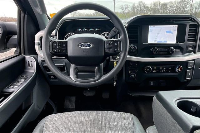 Used 2023 Ford F150 XLT w/ Trailer Tow Package image 9