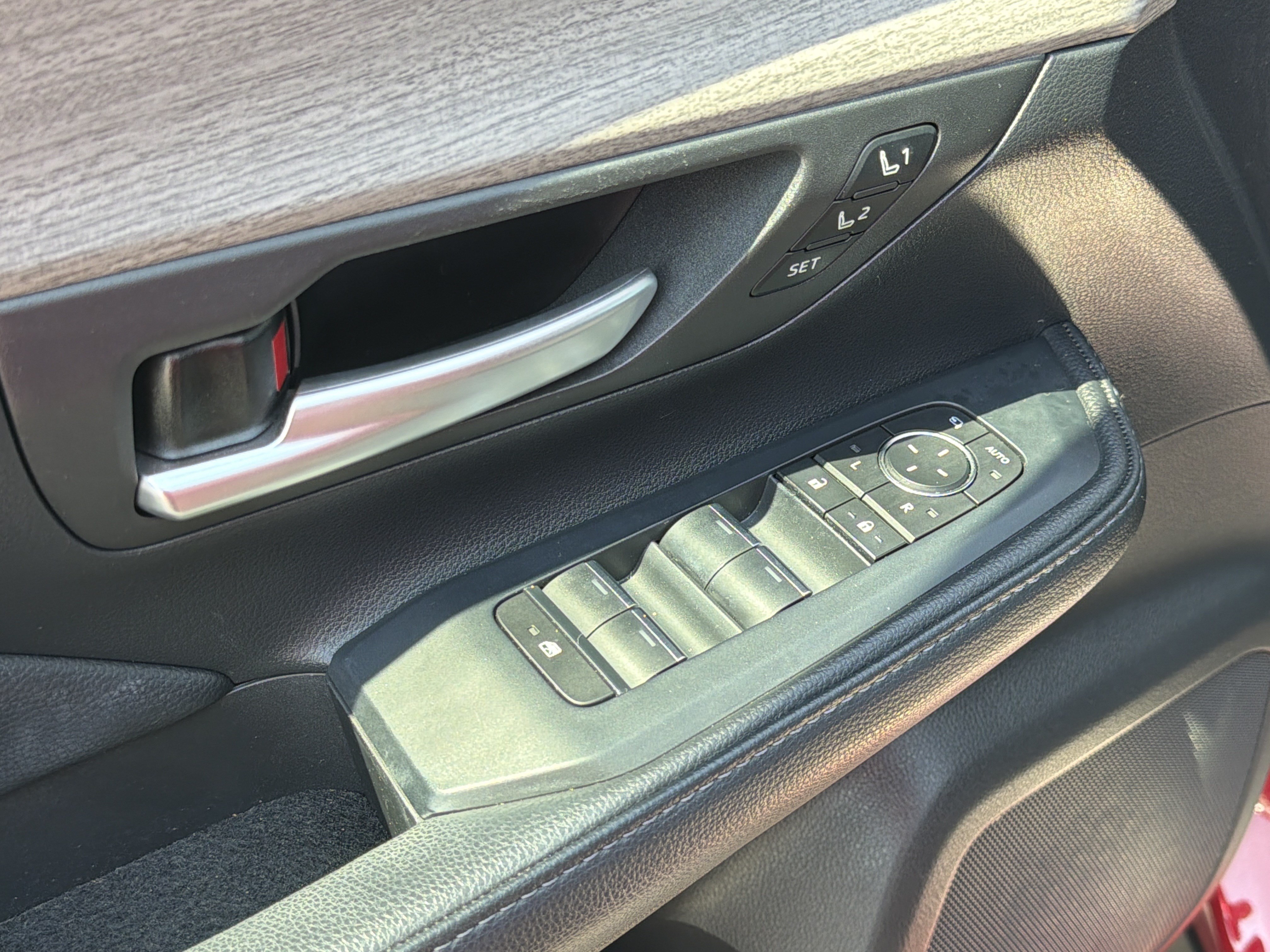 Used 2024 Toyota Grand Highlander AWD Hybrid image 15