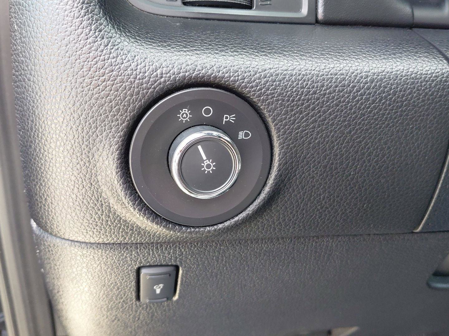 Used 2016 Lincoln Navigator L Select AWD/4WD image 30