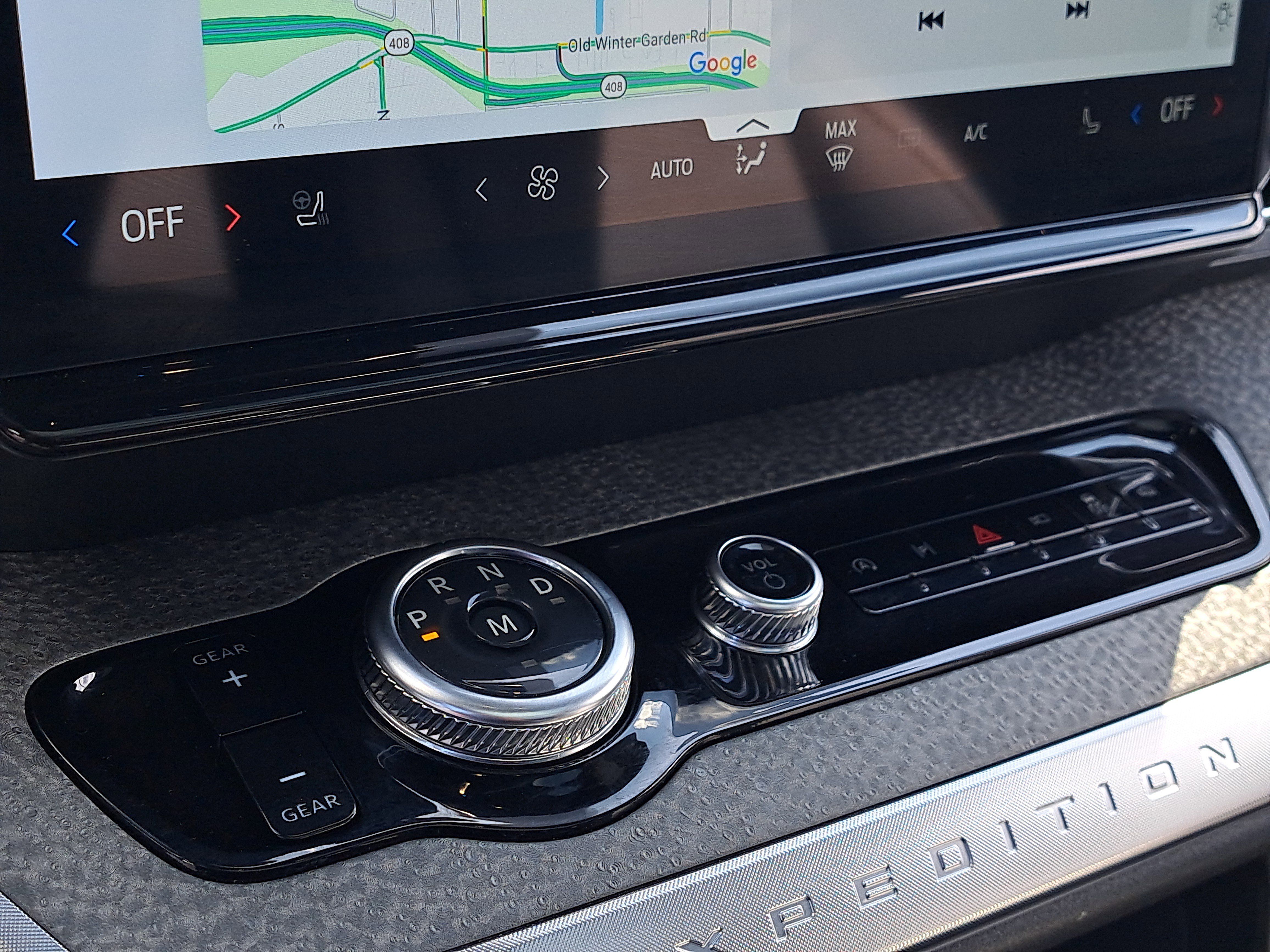 Used 2025 Ford Expedition Tremor image 27