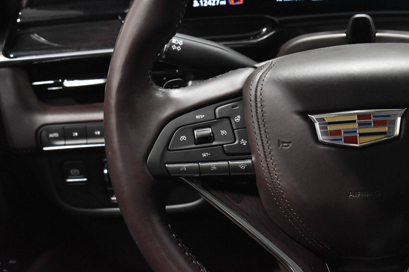 Used 2021 Cadillac Escalade Sport Platinum AWD/4WD image 8