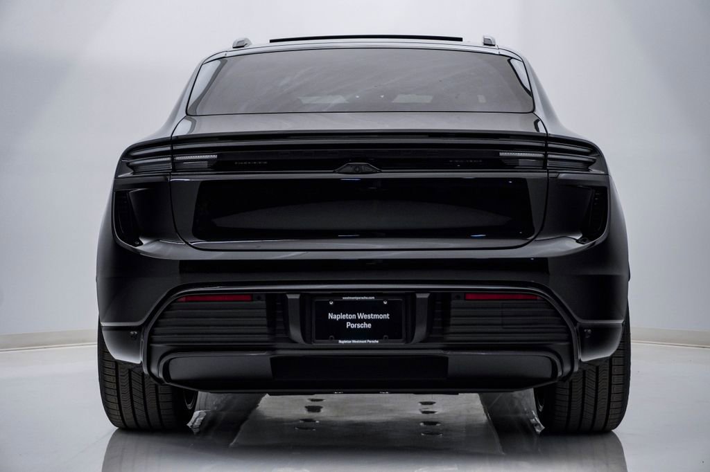 New 2026 Porsche Macan Turbo Electric image 10