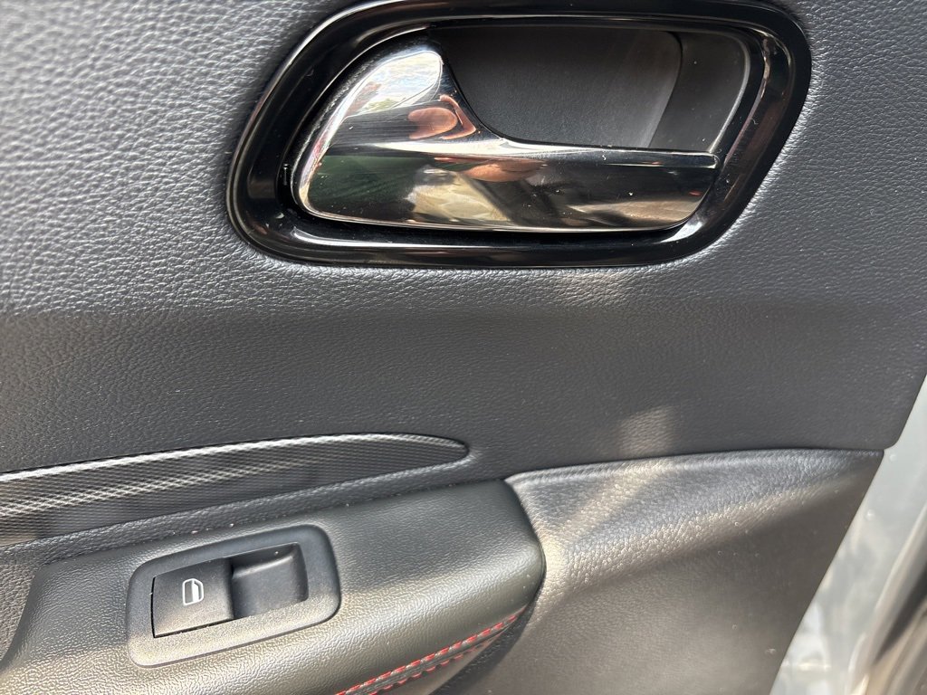 Used 2023 Dodge Durango GT image 43