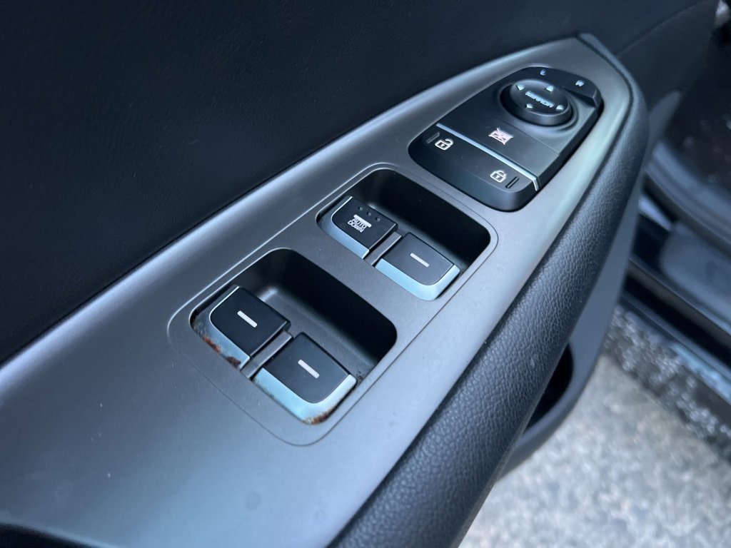 Used 2019 Kia Optima LX image 11