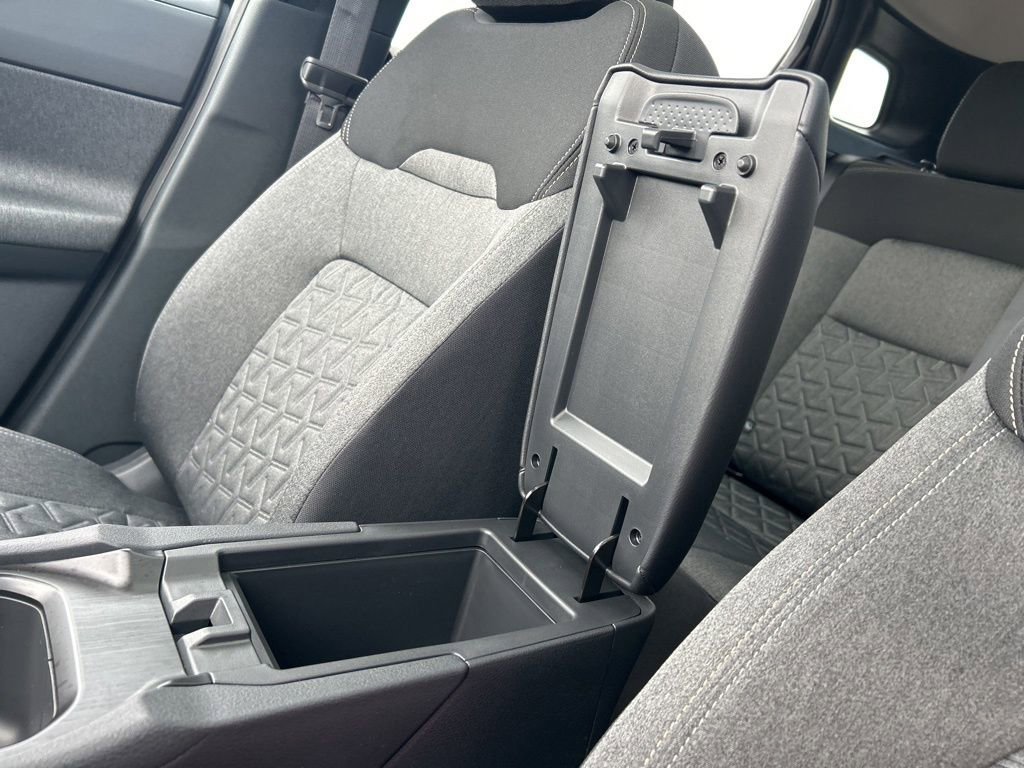 New 2026 Nissan Kicks SV w/ SV Premium Package FWD image 37