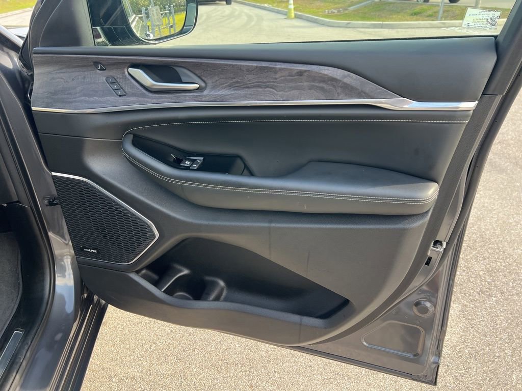 Certified 2023 Jeep Grand Cherokee Overland w/ Adv Protech Group III image 63