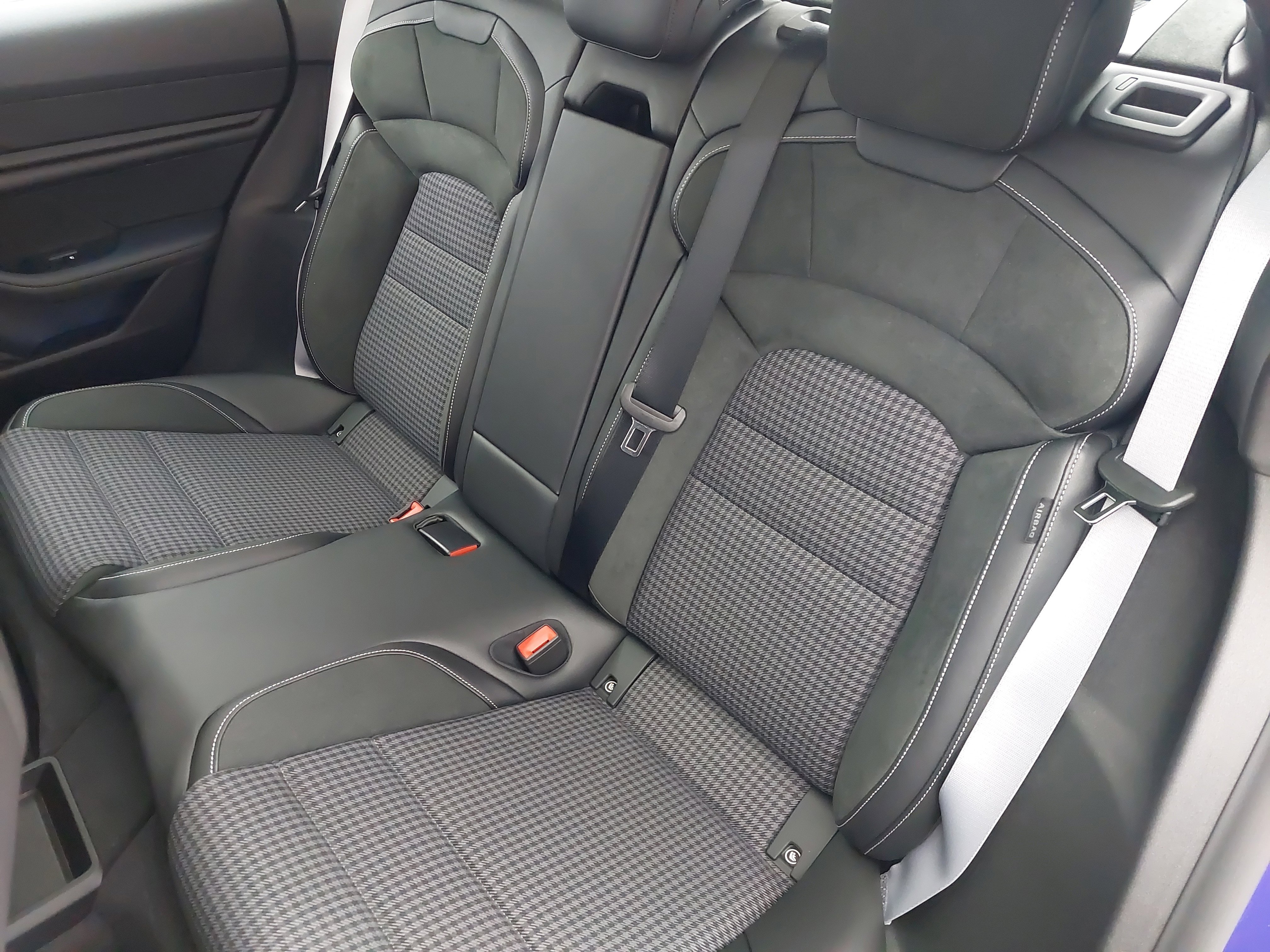 New 2025 Porsche Taycan GTS image 16