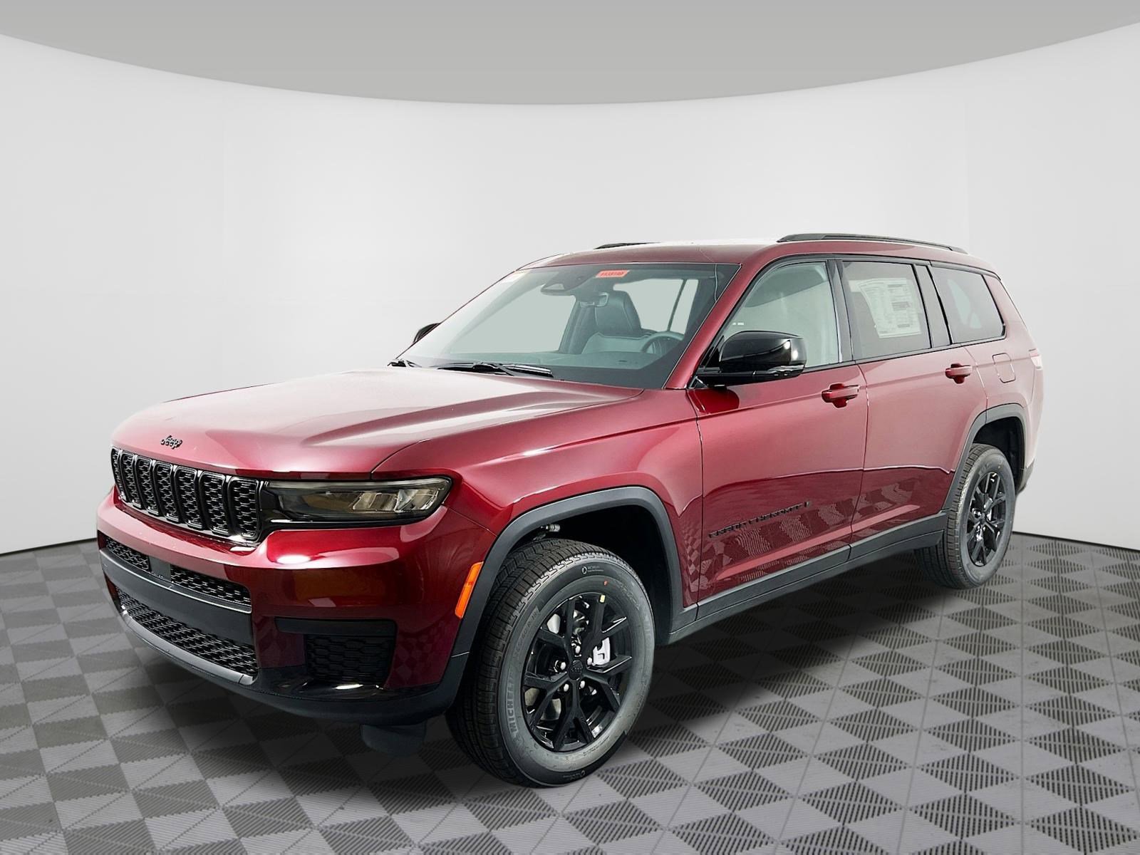 New 2025 Jeep Grand Cherokee L Altitude AWD/4WD image 2