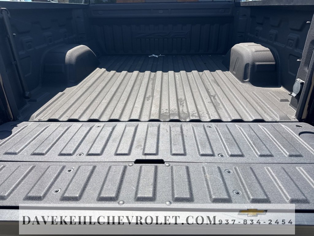 Used 2022 Chevrolet Silverado 1500 ZR2 w/ Technology Package image 26