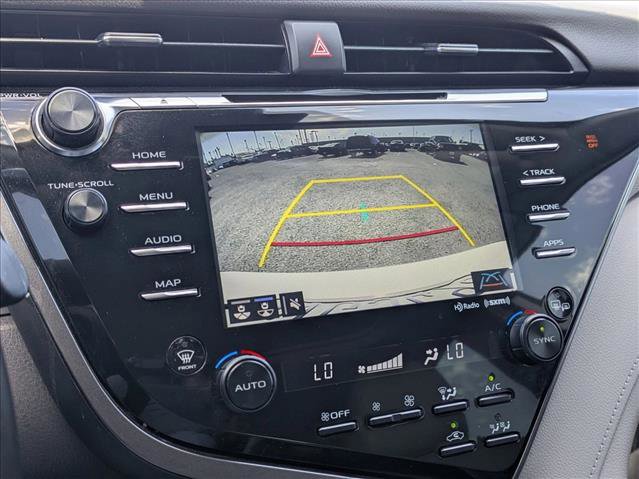 Used 2019 Toyota Camry SE w/ Sunroof Package FWD image 13