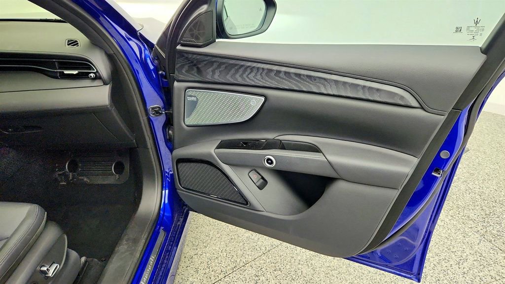 Used 2023 Maserati Grecale Modena AWD/4WD image 27