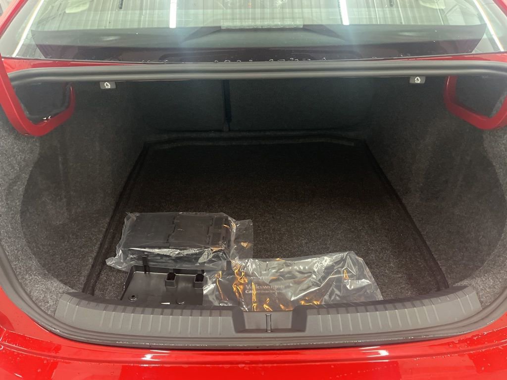 New 2026 Volkswagen Jetta SE image 32