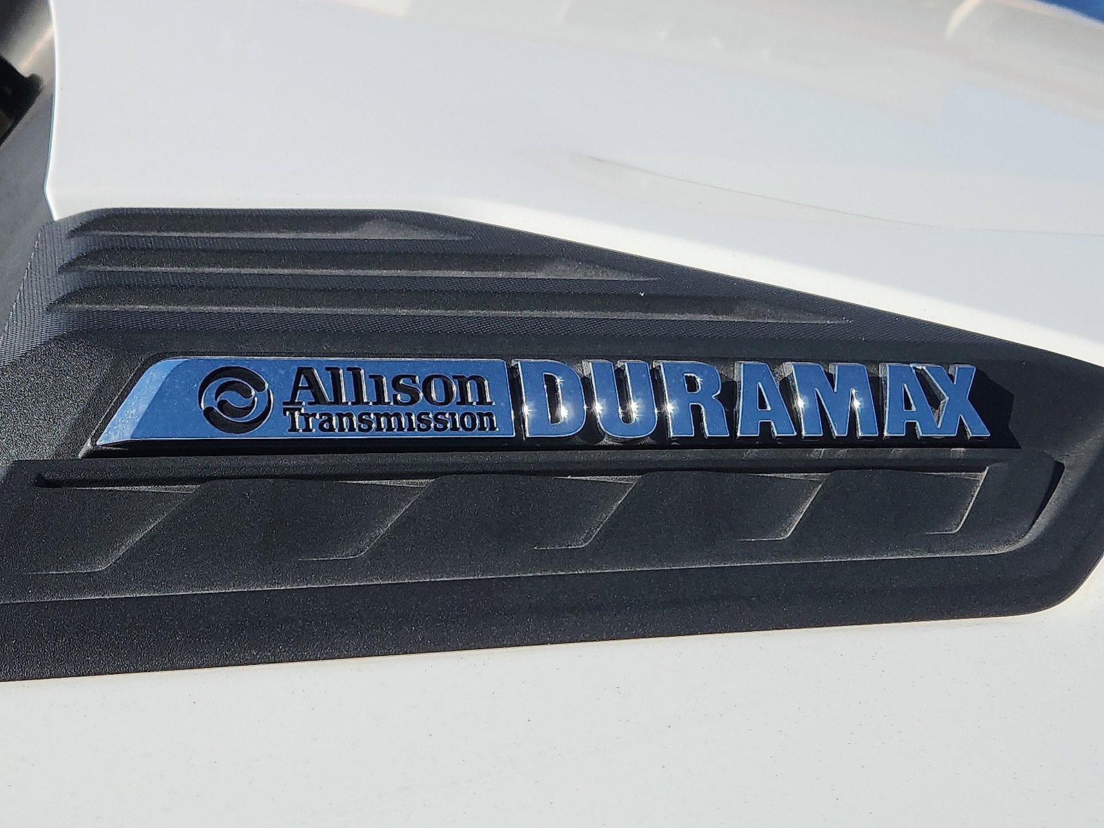 Used 2024 Chevrolet Silverado 2500 LT image 9