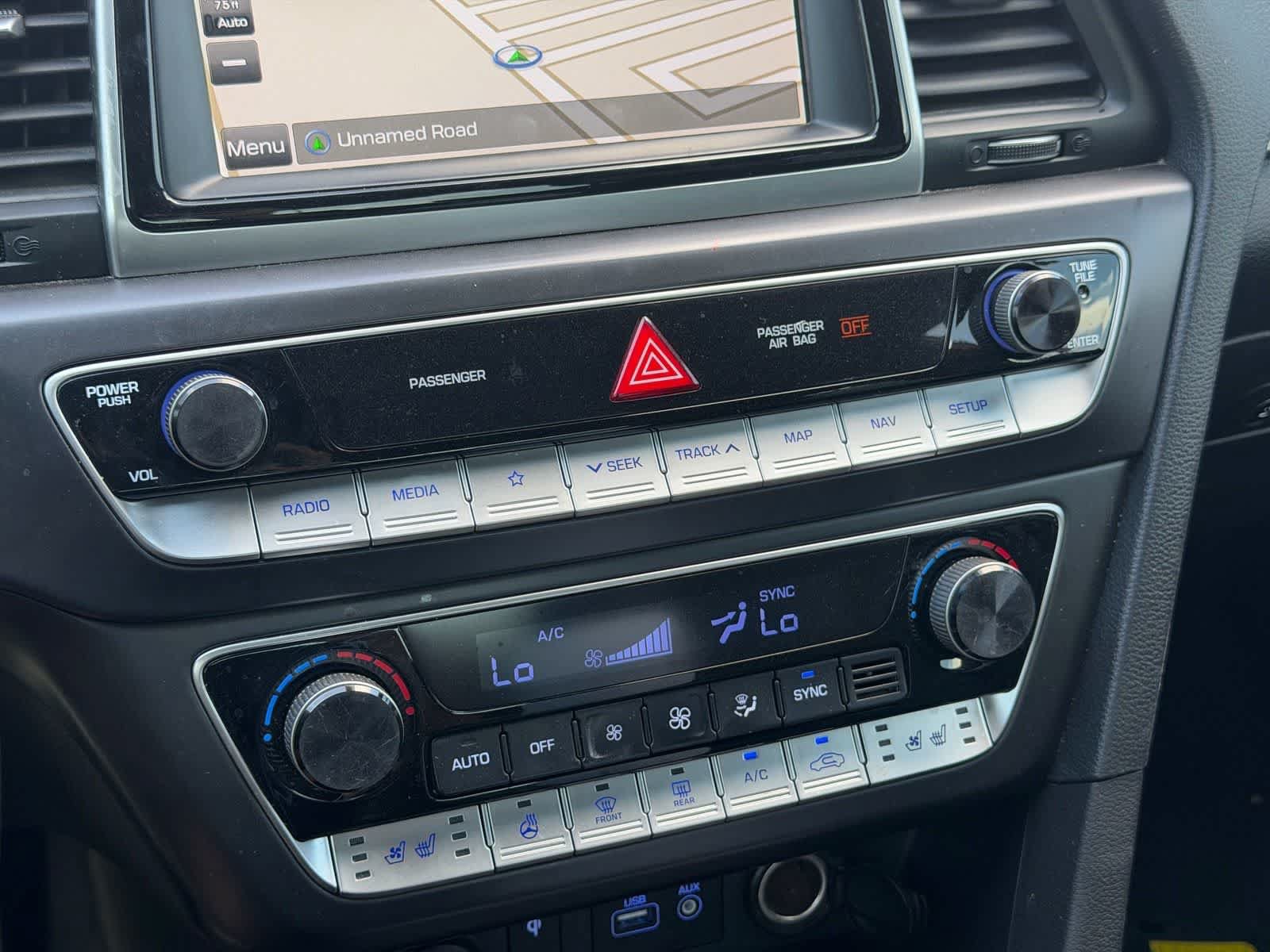 Used 2019 Hyundai Sonata Limited FWD image 12