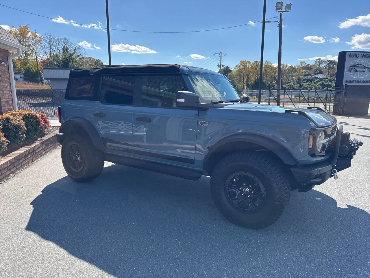 Used 2022 Ford Bronco Wildtrak image 10