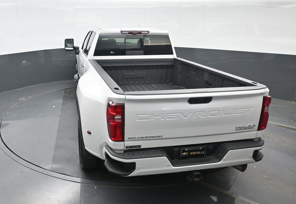 Used 2023 Chevrolet Silverado 3500 High Country image 26
