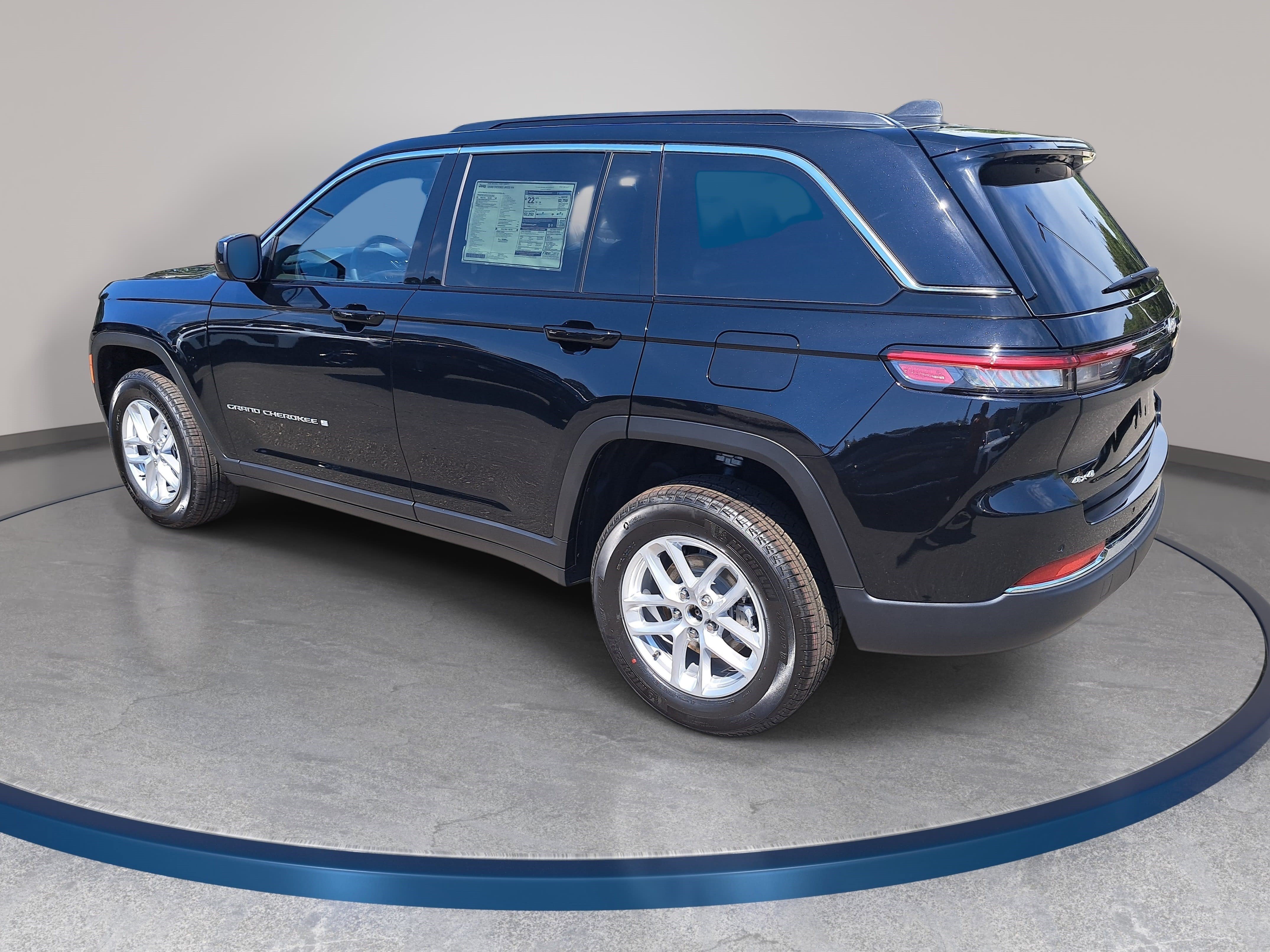 New 2026 Jeep Grand Cherokee Laredo AWD/4WD image 7