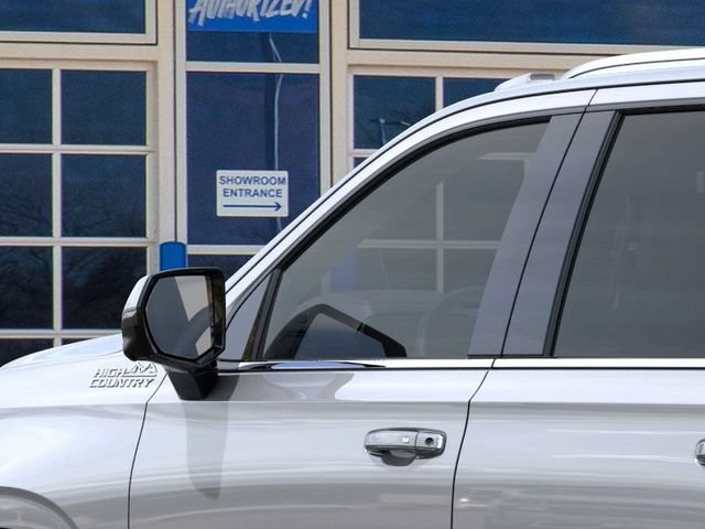 New 2026 Chevrolet Suburban High Country AWD/4WD image 12