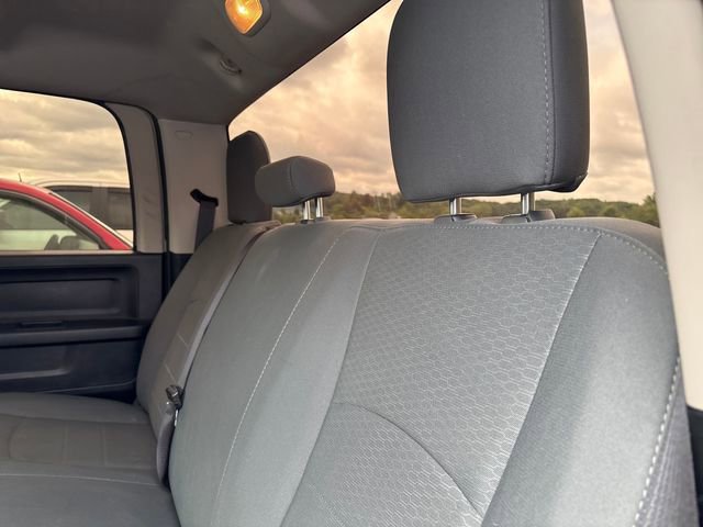 Used 2016 RAM 1500 Express RWD image 10