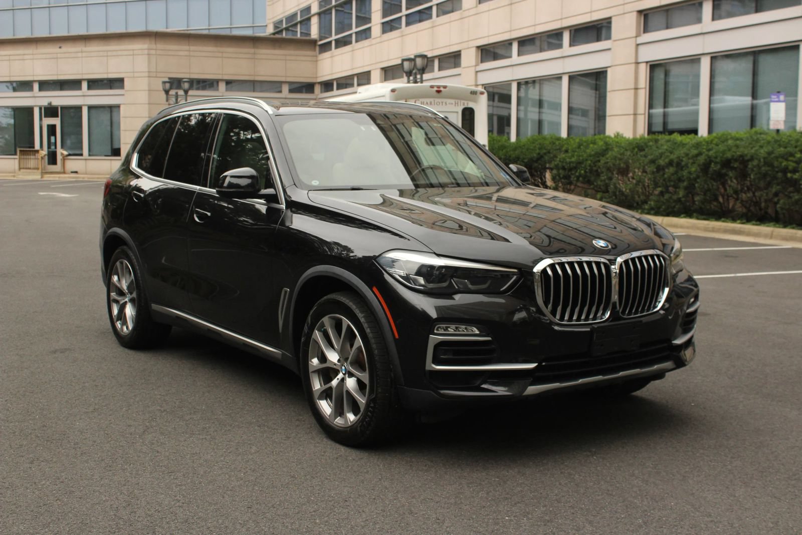 Used 2019 BMW X5 xDrive40i w/ Premium Package 2