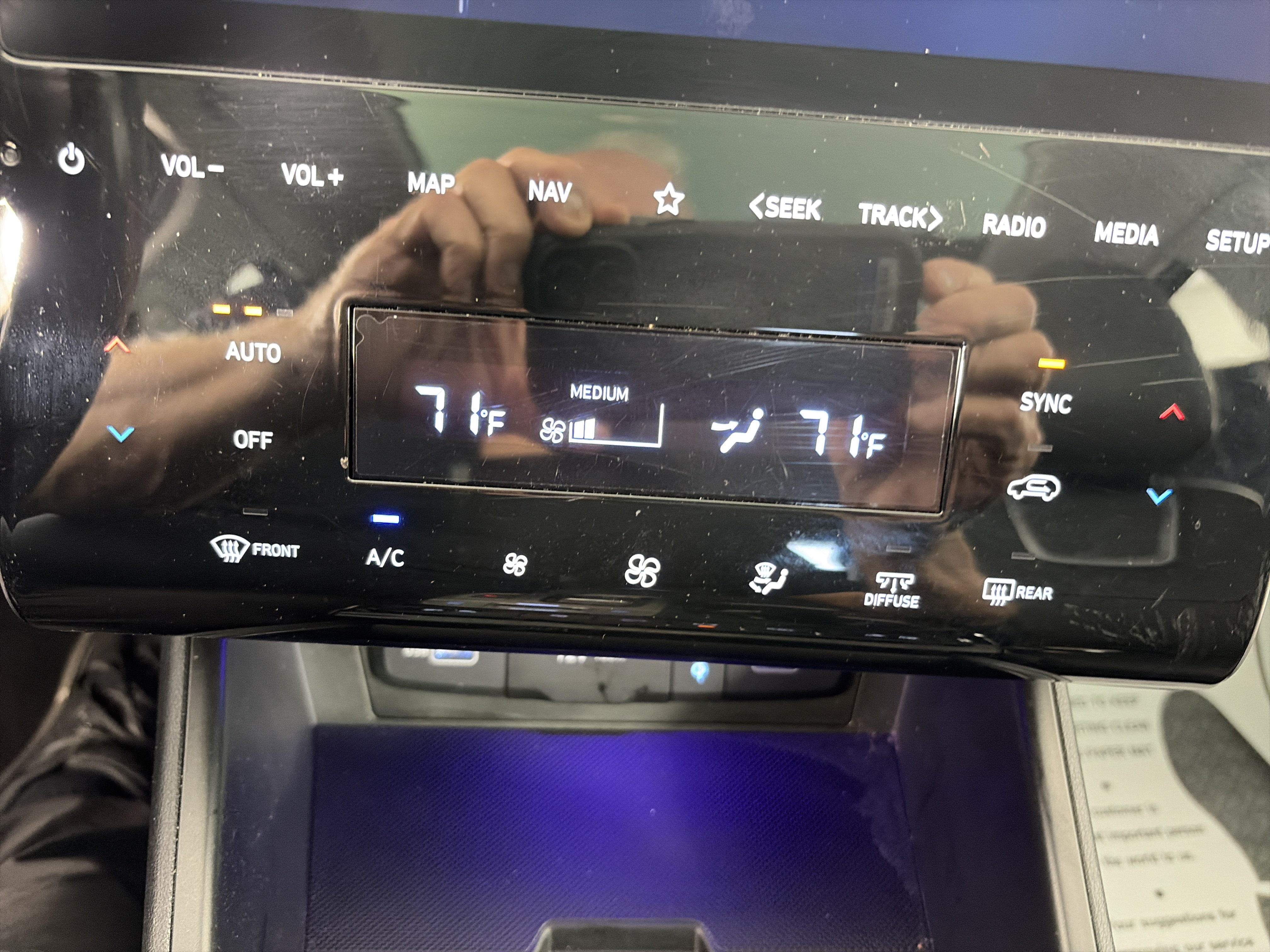 Used 2024 Hyundai Tucson Limited AWD/4WD image 24