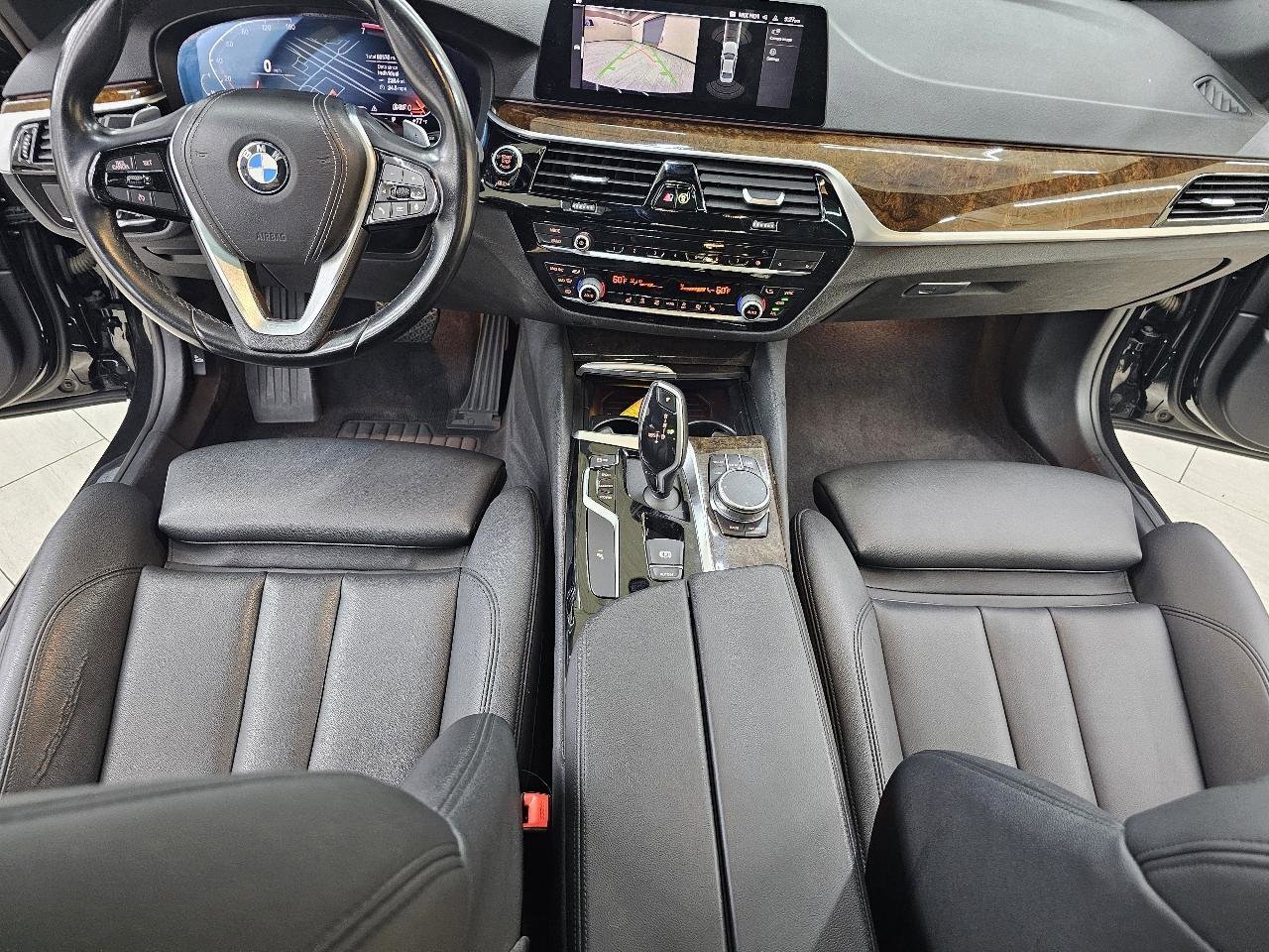 Used 2020 BMW 530i w/ Convenience Package RWD image 30