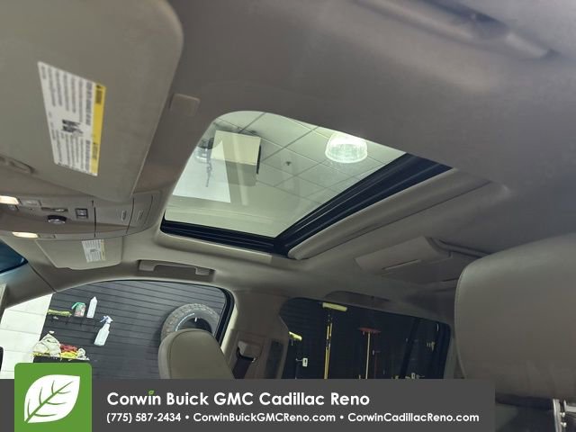 Used 2019 Chevrolet Suburban LT image 25