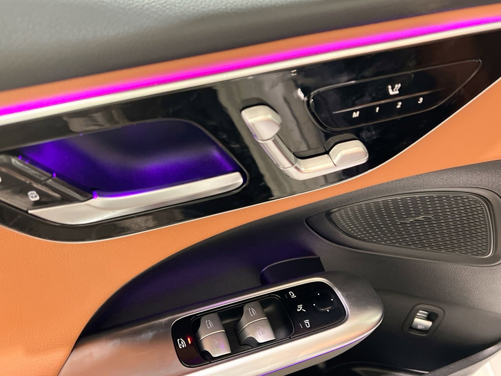 Used 2023 Mercedes-Benz C 300 4MATIC Sedan image 29