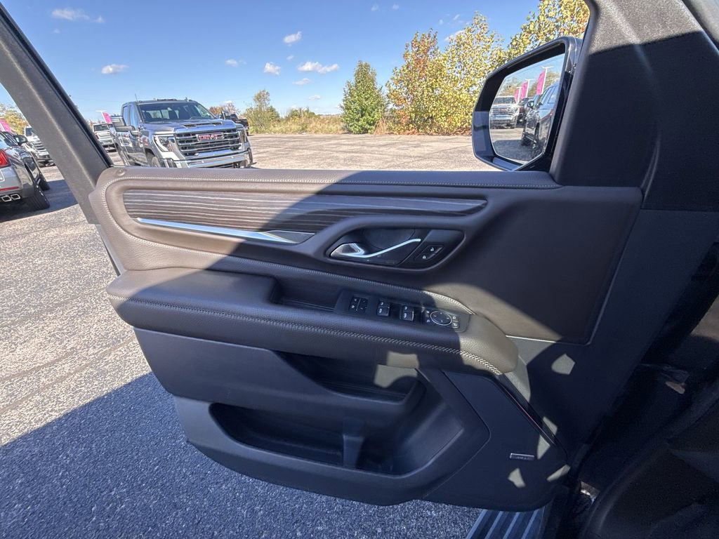 Certified 2021 GMC Yukon XL Denali w/ Denali Premium Package image 29