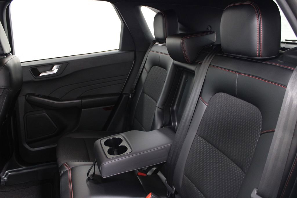 New 2025 Ford Escape ST-Line w/ Tech Pack #1 image 23
