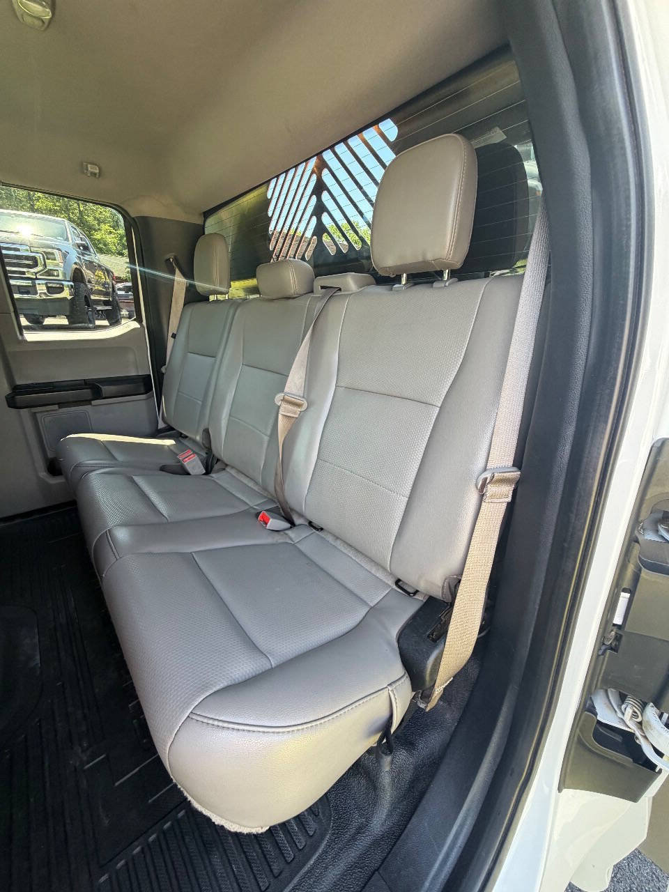 Used 2019 Ford F550 4x4 SuperCab Super Duty image 46