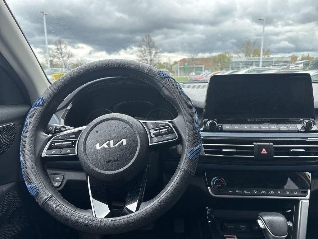 Used 2023 Kia Seltos Nightfall Edition AWD/4WD image 10