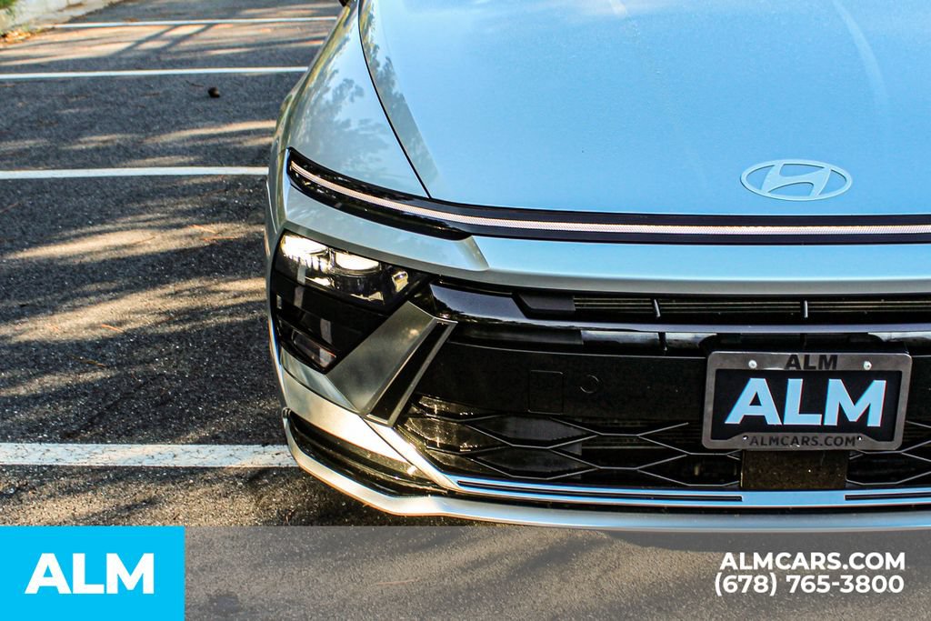 Used 2025 Hyundai Sonata SEL FWD image 11