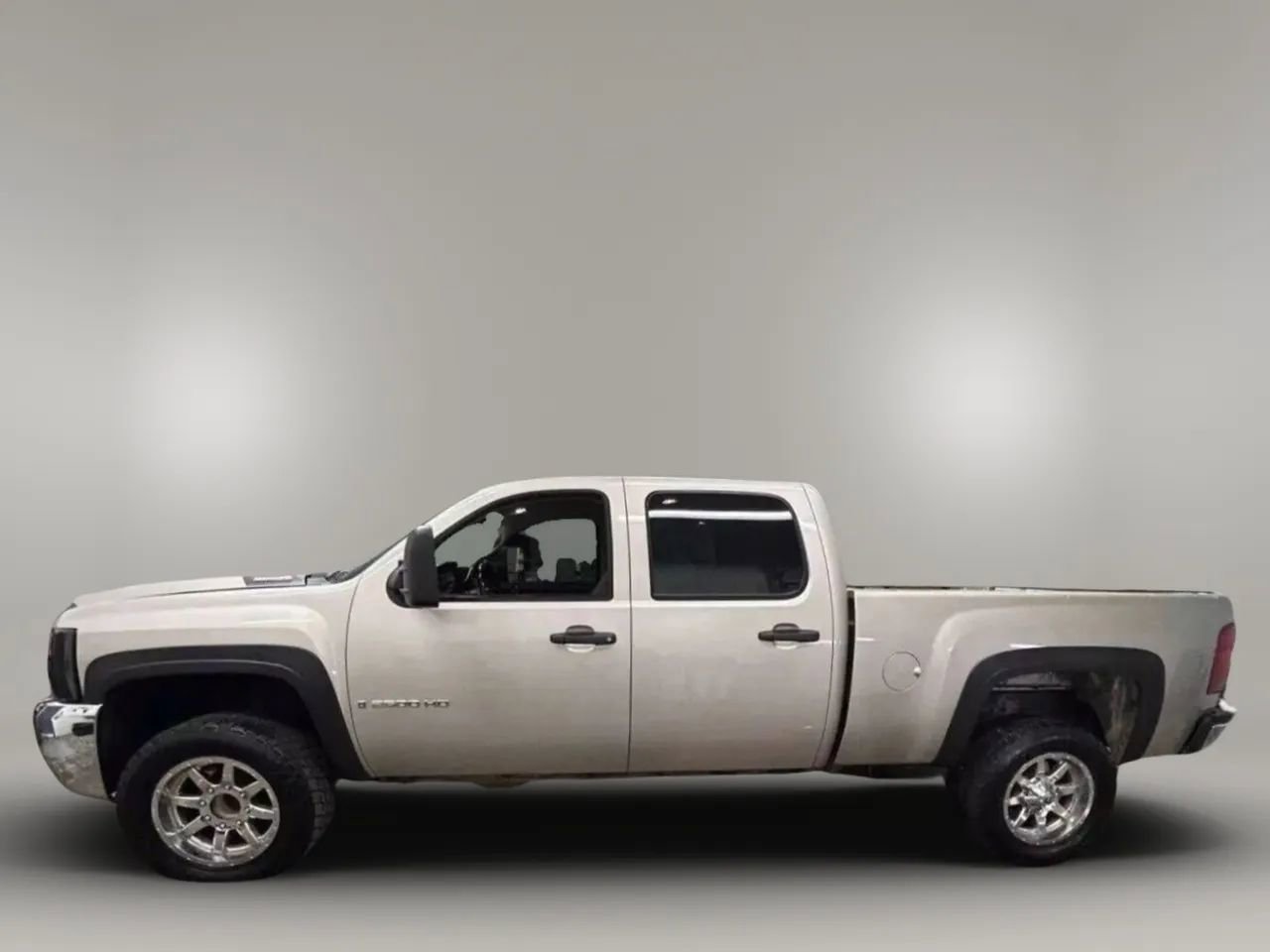 Used 2008 Chevrolet Silverado 2500 LT w/ 1LT Convenience Package image 2