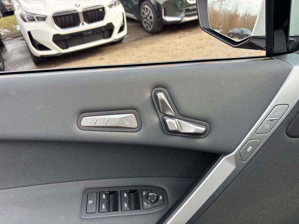 New 2026 BMW iX xDrive60 w/ M Sport Package image 12