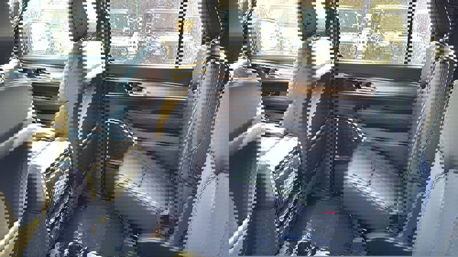 New 2026 Jeep Grand Wagoneer 4WD image 27