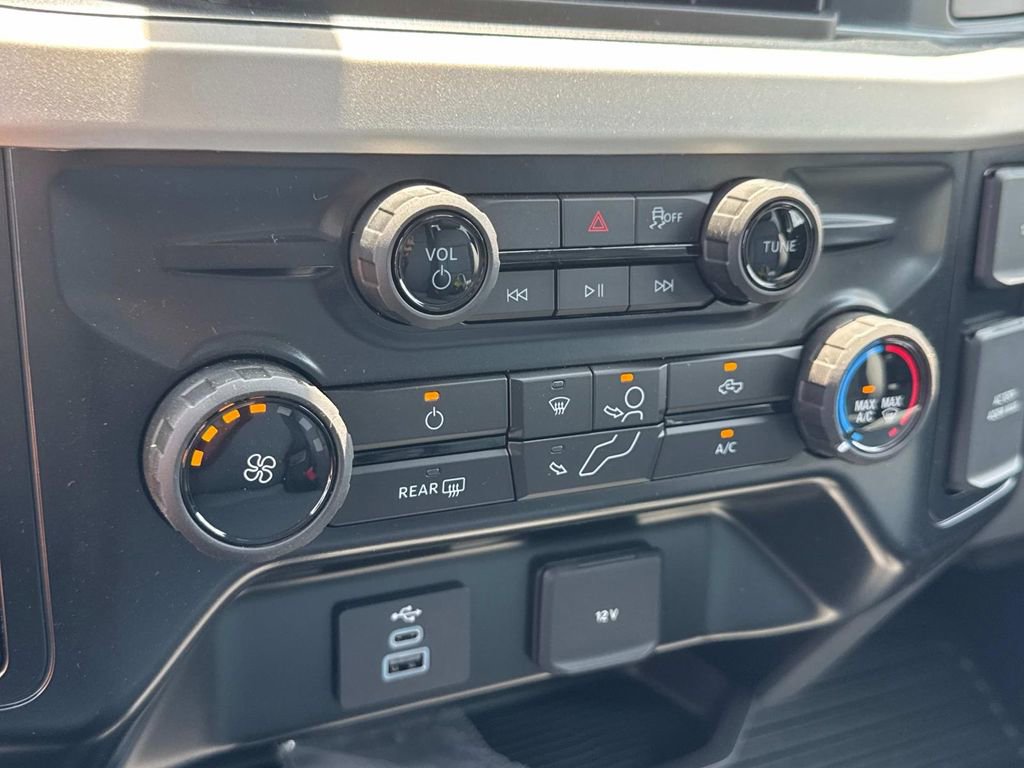 New 2025 Ford F350 XL w/ XL Chrome Package image 27