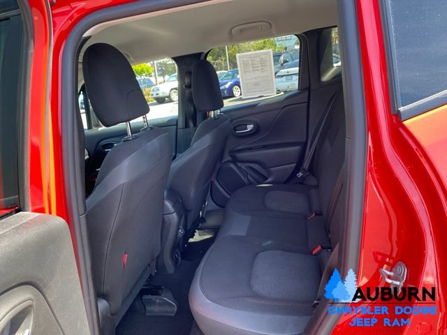 Used 2020 Jeep Renegade Trailhawk w/ Cold Weather Group AWD/4WD image 20